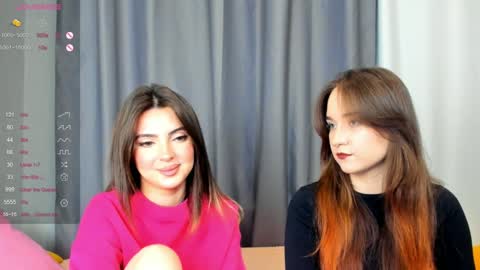 Snapshot of _teona_ann_for_you_ chatting on December 6, 6:15 am Teona and Annred hair online show from December 6, 6:15 am