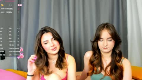 Snapshot of _teona_ann_for_you_ chatting on January 31, 6:46 am Teona and Annred hair online show from January 31, 6:46 am