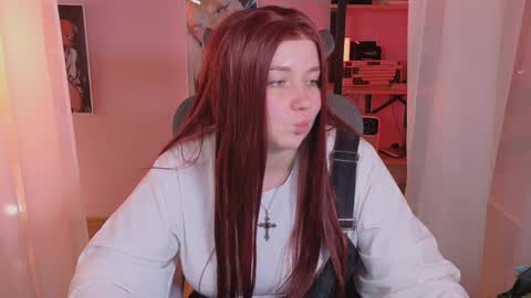 Snapshot of _that_witch_ chatting on May 21, 6:31 am MIRA online show from May 21, 6:31 am