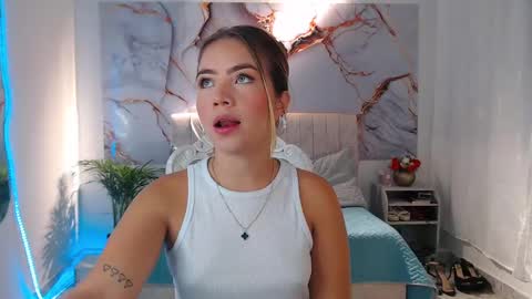 _tiffany1 online show from September 9, 8:08 pm