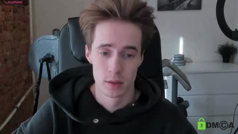 _tokyo_ghoul online show from October 19, 10:16 am