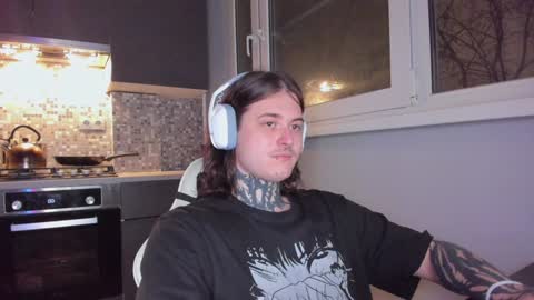 Snapshot of _torfin_ chatting on December 13, 10:55 pm _torfin_ online show from December 13, 10:55 pm