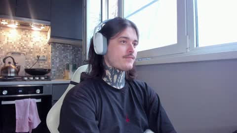 Snapshot of _torfin_ chatting on December 27, 8:24 am _torfin_ online show from December 27, 8:24 am