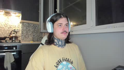 Snapshot of _torfin_ chatting on January 12, 7:31 pm _torfin_ online show from January 12, 7:31 pm