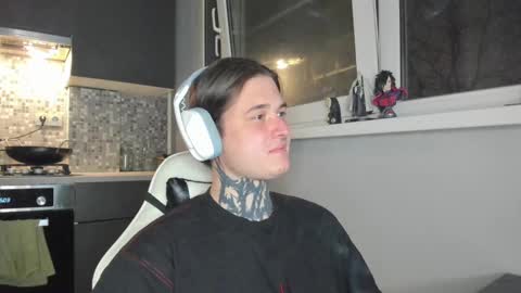 Snapshot of _torfin_ chatting on February 24, 6:58 pm _torfin_ online show from February 24, 6:58 pm