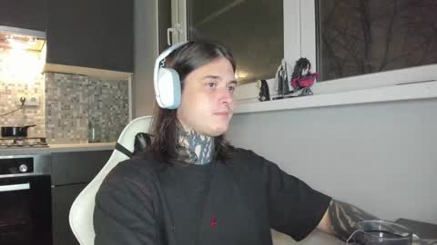 Snapshot of _torfin_ chatting on March 1, 7:26 pm _torfin_ online show from March 1, 7:26 pm