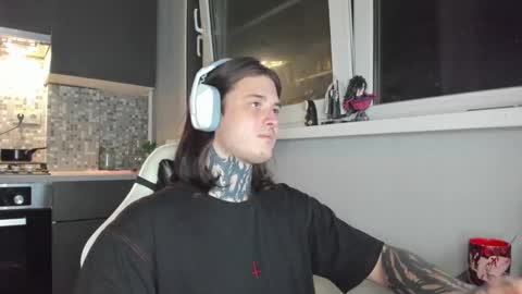 Snapshot of _torfin_ chatting on March 4, 9:00 pm _torfin_ online show from March 4, 9:00 pm