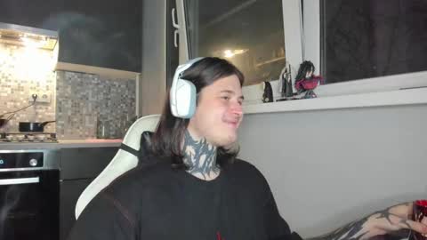 Snapshot of _torfin_ chatting on March 5, 3:40 am _torfin_ online show from March 5, 3:40 am