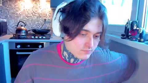 Snapshot of _torfin_ chatting on February 3, 6:22 am _torfin_ online show from February 3, 6:22 am