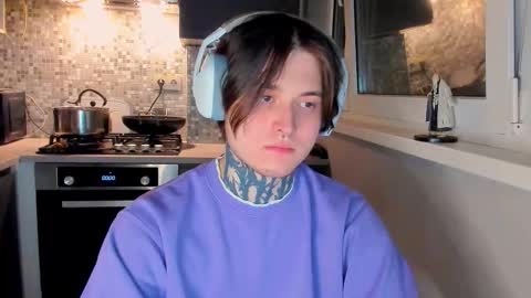 Snapshot of _torfin_ chatting on February 21, 9:49 pm _torfin_ online show from February 21, 9:49 pm