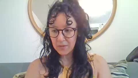 _tutti_frutti_ online show from October 4, 5:27 am