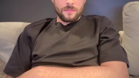 Snapshot of _ur_happy_meal chatting on March 1, 4:58 am DJ online show from March 1, 4:58 am