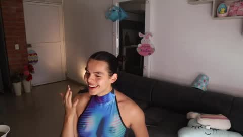 Anastasia Vahos online show from April 21, 5:17 pm