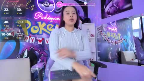 _valeryboobs_ online show from February 20, 1:19 pm