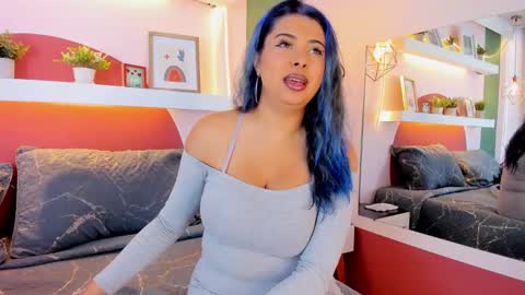 _valeryboobs_ online show from October 22, 12:27 pm