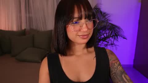 VICTORIA online show from April 18, 12:03 am