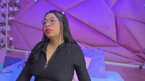 _violeta18_ online show from November 8, 3:07 am