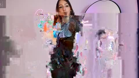 Snapshot of _violeta_owo_ chatting on March 30, 8:43 pm Evelyn online show from March 30, 8:43 pm