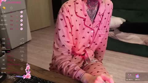 Alis online show from December 30, 2:30 pm