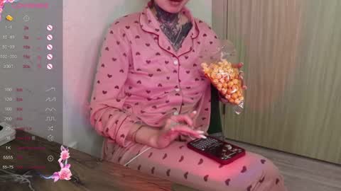 Alis online show from February 6, 8:34 pm