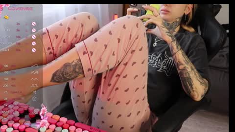 Alis online show from October 13, 8:03 am