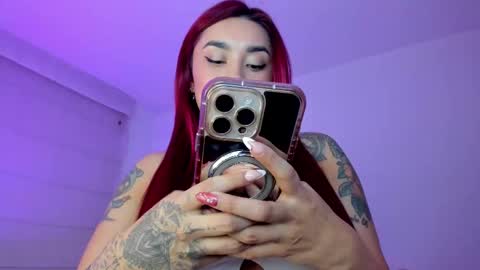 Snapshot of _viviana chatting on November 11, 10:43 pm INSTAGRAM pinzon viviana online show from November 11, 10:43 pm