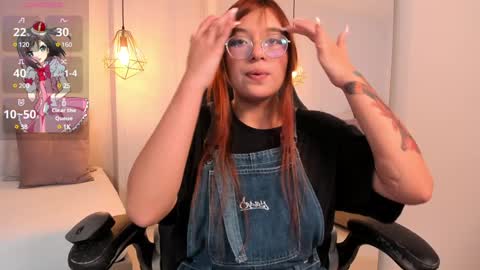 Snapshot of _vix555_ chatting on December 20, 9:39 pm Vix online show from December 20, 9:39 pm