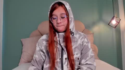 Snapshot of _vix555_ chatting on December 26, 12:27 pm Vix online show from December 26, 12:27 pm