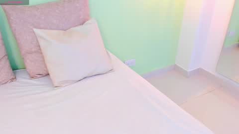 Snapshot of _vix555_ chatting on January 21, 7:26 am Vix online show from January 21, 7:26 am