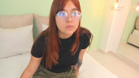 Snapshot of _vix555_ chatting on February 4, 9:41 pm Vix online show from February 4, 9:41 pm