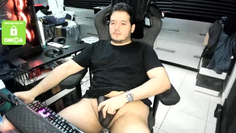  Vix  online show from April 4, 6:22 am