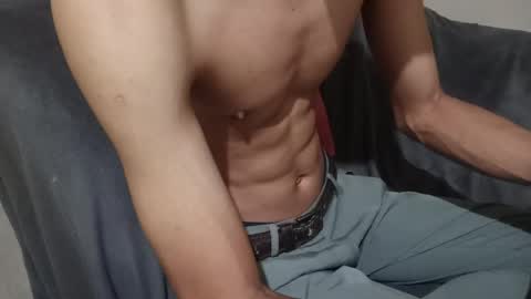 _vov_ online show from April 11, 5:28 pm