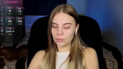 Snapshot of _wednesday_addams_ chatting on October 16, 9:10 am Vera online show from October 16, 9:10 am