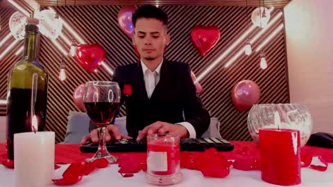 Snapshot of _white_fox_ chatting on February 15, 3:31 am white fox online show from February 15, 3:31 am