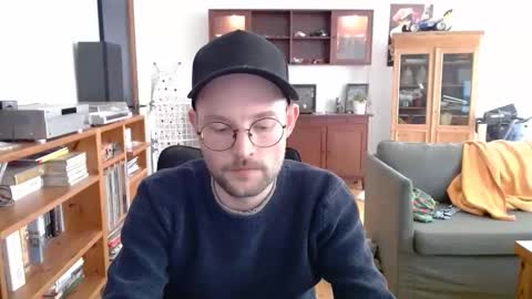 _whoisthatguy_ online show from February 21, 2:51 pm