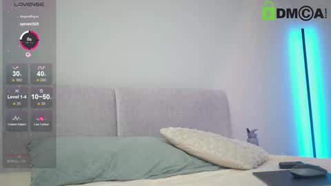 Lily online show from November 17, 8:47 pm