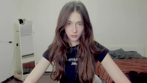 Snapshot of _wilson__ chatting on September 18, 4:42 pm Willa online show from September 18, 4:42 pm