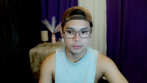 _xxcocksucker online show from February 18, 9:32 am