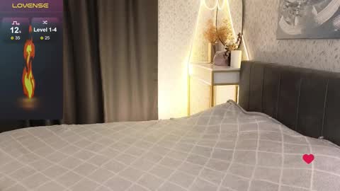 Snapshot of _your_sweetdream chatting on October 19, 8:04 am Jasmine online show from October 19, 8:04 am