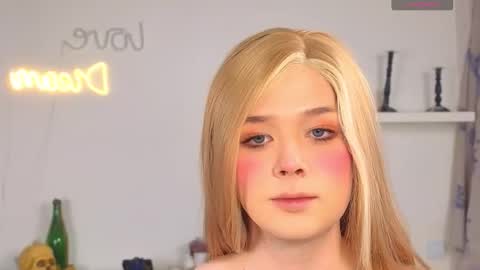 LITTLE FOX online show from October 18, 11:55 am