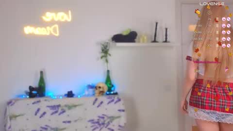 LITTLE FOX online show from October 27, 11:47 am