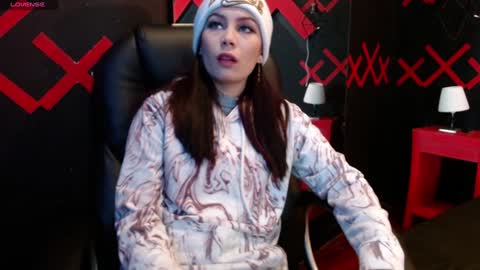 Snapshot of _yuyi chatting on January 22, 11:12 am Yuyi online show from January 22, 11:12 am