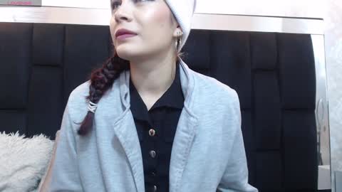 Snapshot of _yuyi chatting on January 27, 11:11 am Yuyi online show from January 27, 11:11 am