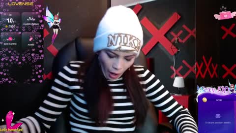 Snapshot of _yuyi chatting on February 6, 11:10 am Yuyi online show from February 6, 11:10 am