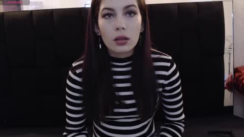 Snapshot of _yuyi chatting on February 21, 11:33 am Yuyi online show from February 21, 11:33 am