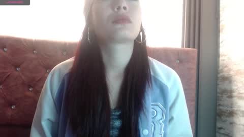 Snapshot of _yuyi chatting on November 18, 11:47 am Yuyi online show from November 18, 11:47 am