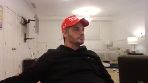 Snapshot of _zeus____ chatting on January 7, 2:42 am Zeus online show from January 7, 2:42 am