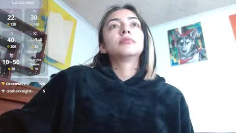 Zoe  online show from December 17, 1:38 pm