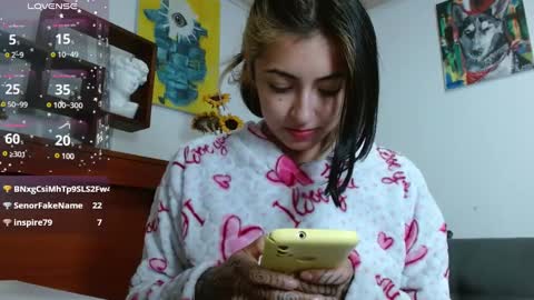 Zoe  online show from February 25, 1:06 pm