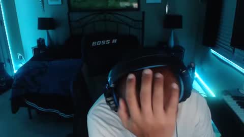 a4orce online show from December 13, 1:37 am